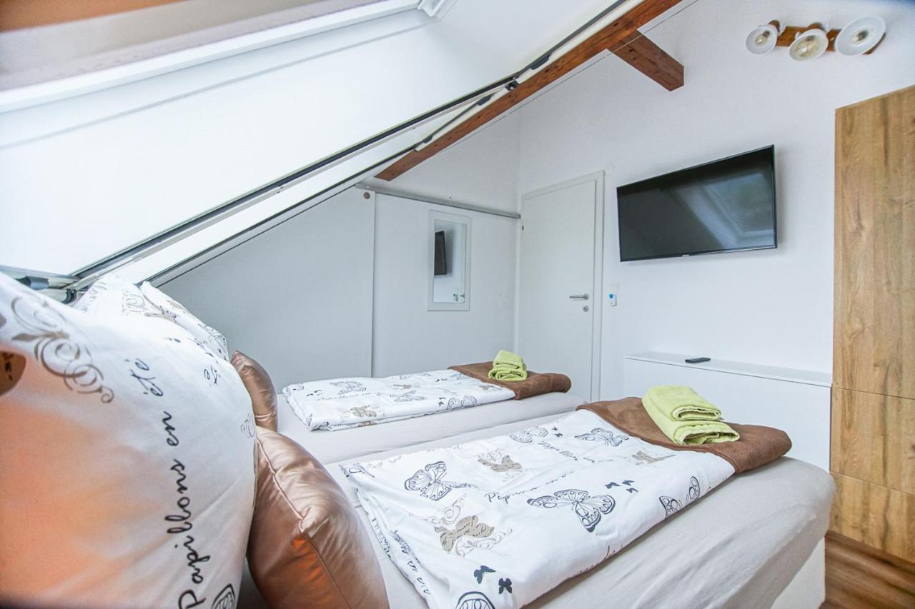 Auszeit Steiraland 1 Mit Privaten Garten Ueberdachter Terrasse Und Parken Leoben  Exteriér fotografie